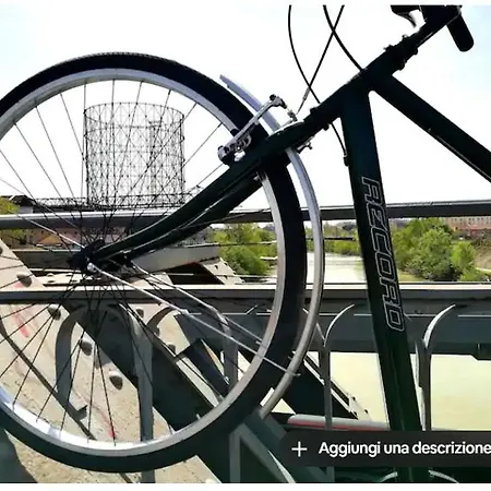 فندق مبيت وإفطار Bed Bike Breakfast Al Centro Di 4*